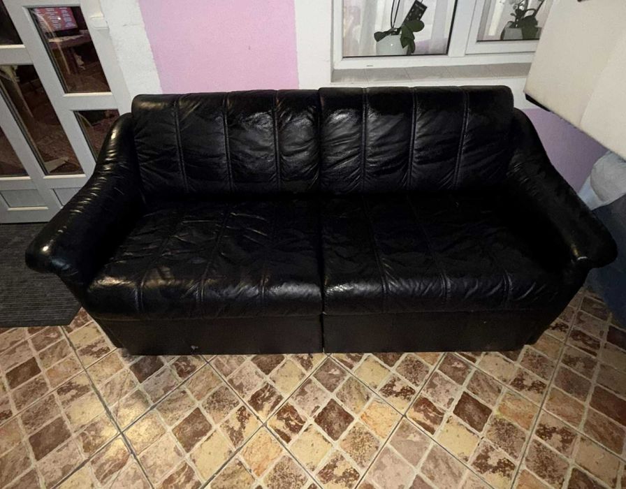 Canapea din piele naturală extensibilă