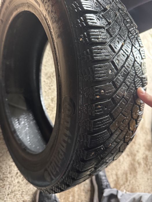 Anvelope iarna 205/55/r16 (cu ținte)