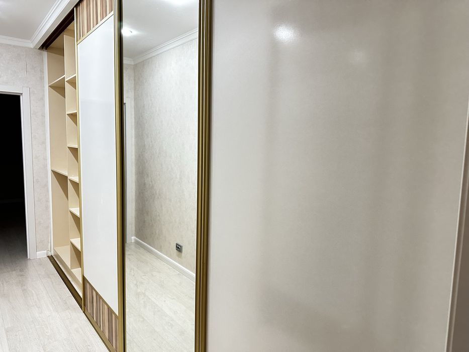 Продам шкаф купе