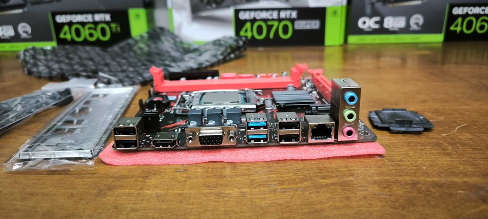 Комплекты Mb+CPU X7-VB, Intel H61, LGA1155, ОЗУ 2xDDR3, максимум 16Гб.