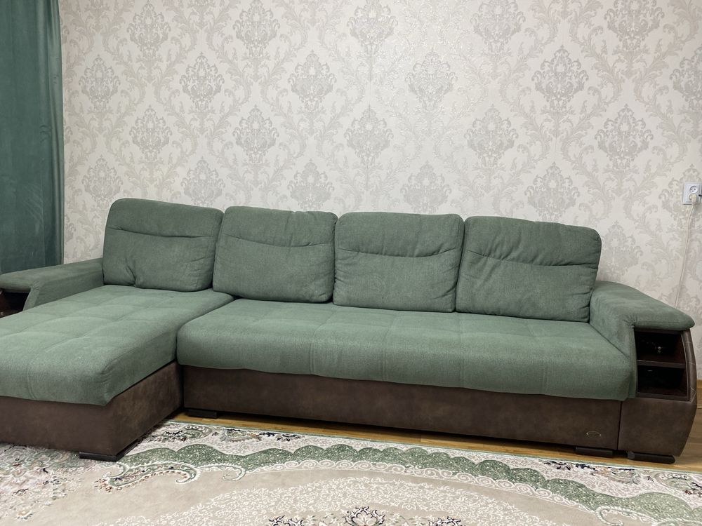 Продам диван в отличном состоянии