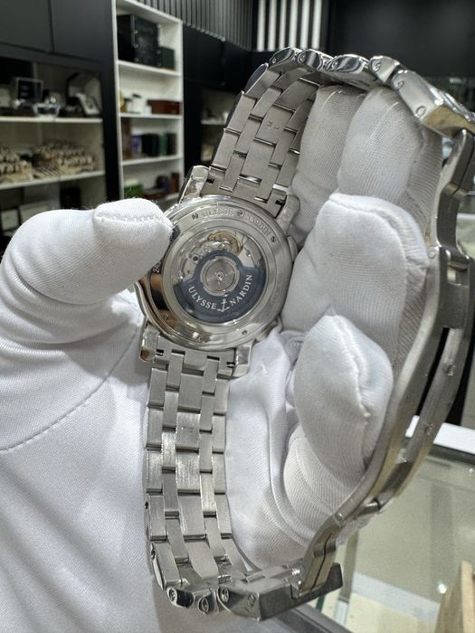 Ulysse Nardin Executive Dual Time