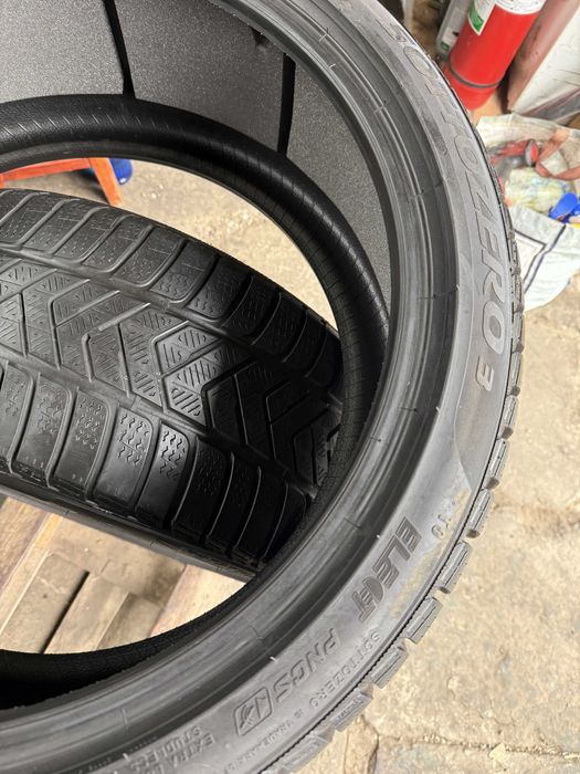 2x Anvelope Iarna 275/35 R21 - Pirelli Sotto Zero 3 Winter ELECT PNCS