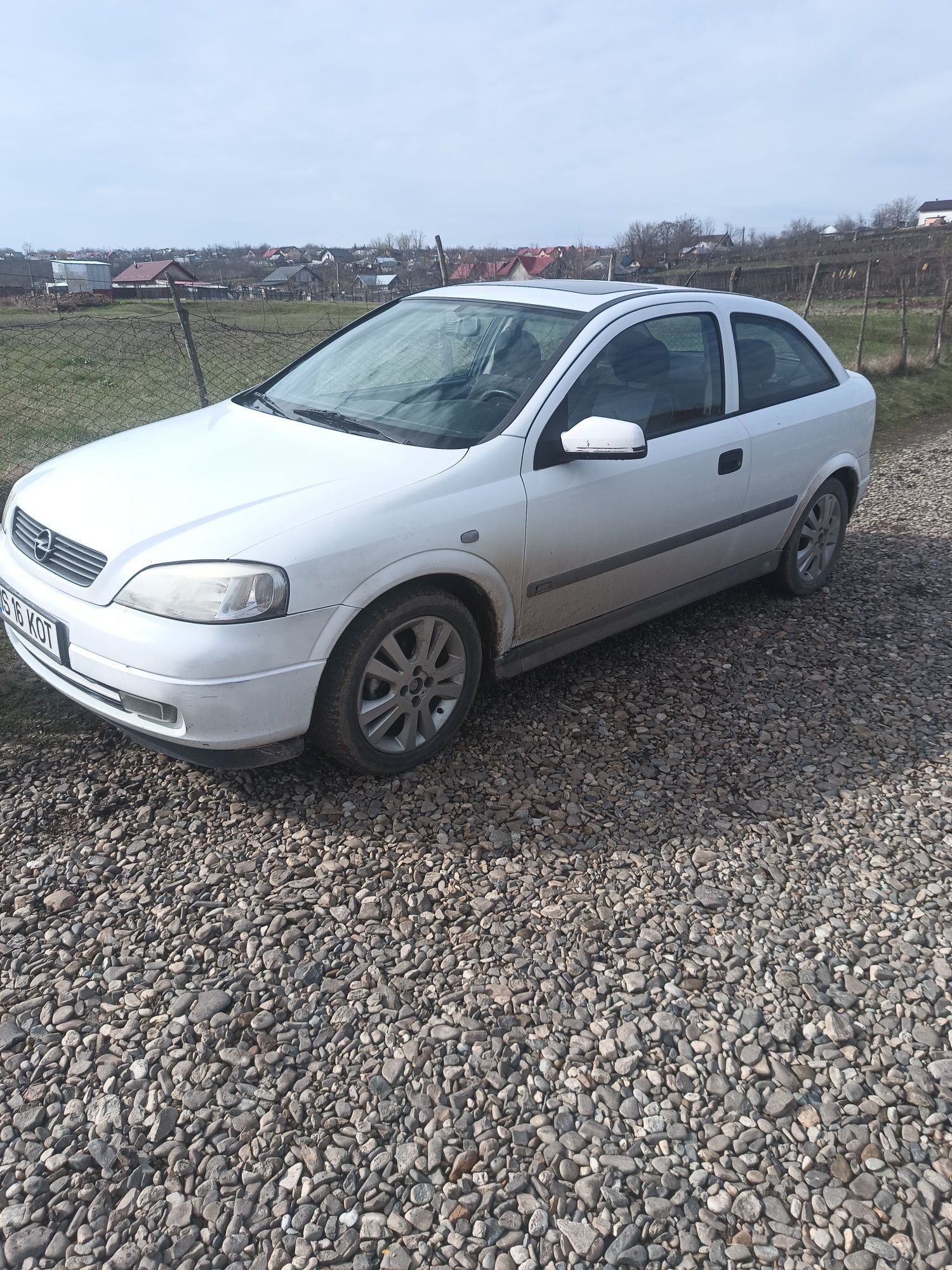 Opel Astra 1.6 16v din 2000