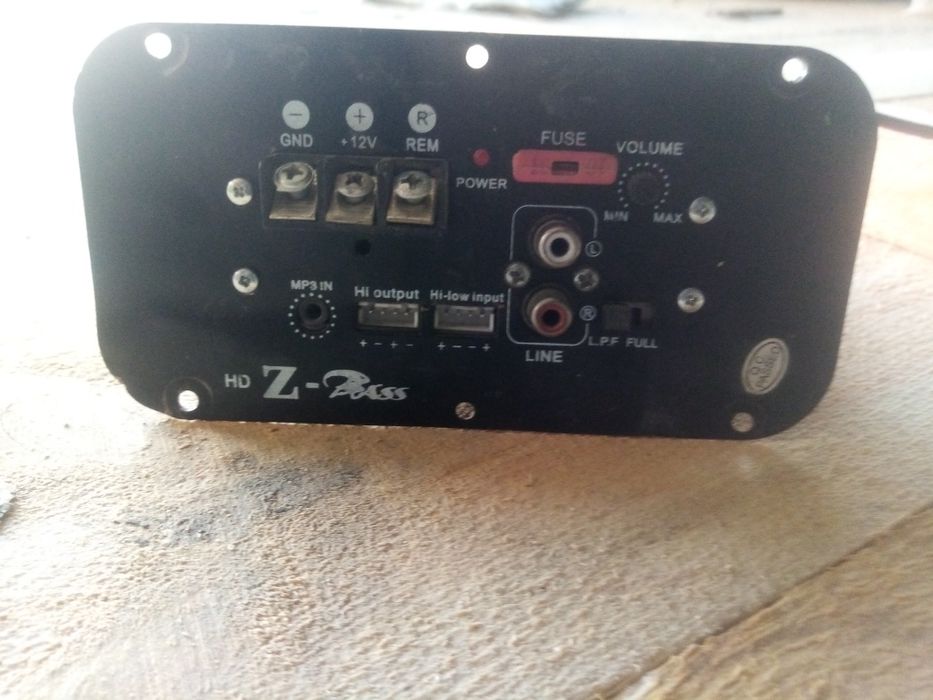 Усилитель для сабвуфера