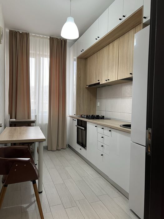 Vand apartament in Chiajna 2 camere cu loc de parcare si boxă