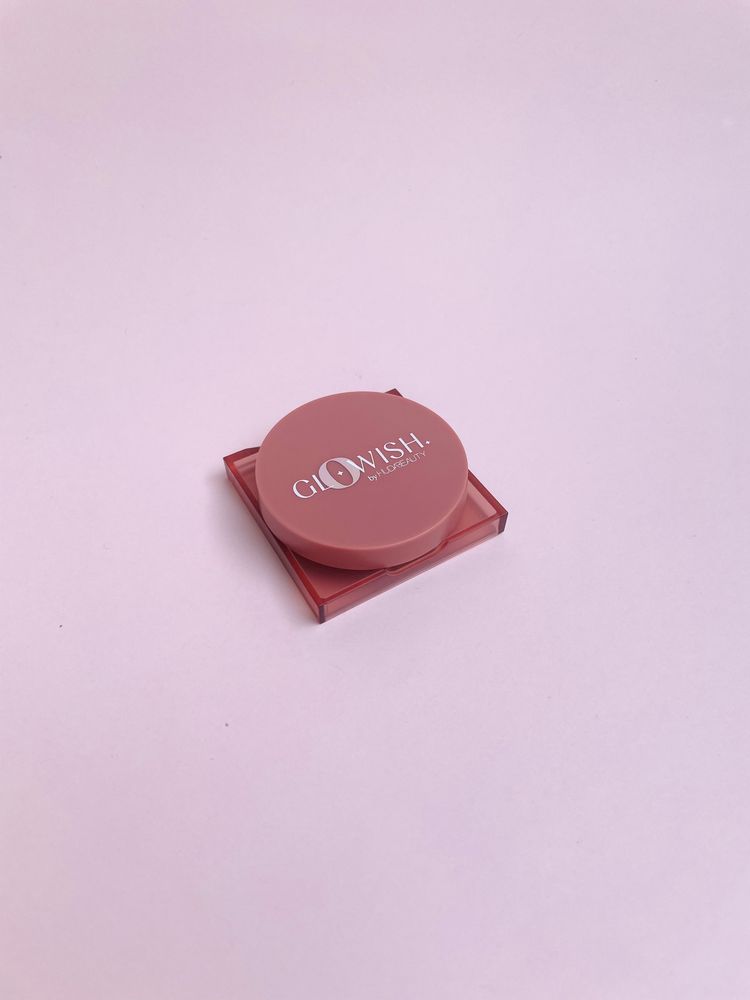 Huda beauty glowish blush