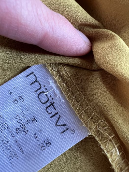 Motivi cămașă/bluza în stare perfectă.