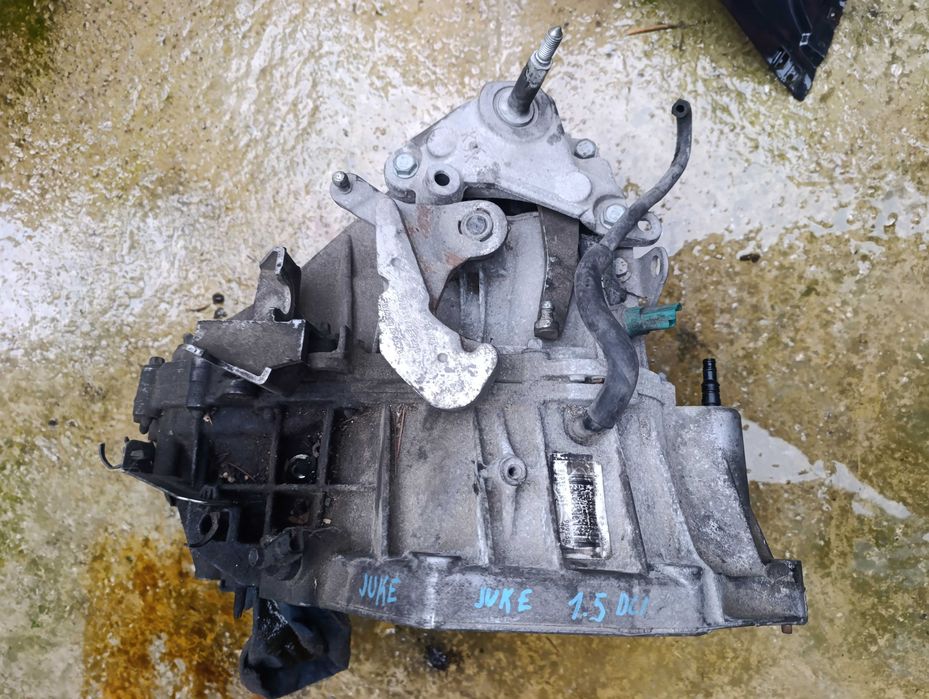 Скоростна кутия за Nissan Juke / Нисан Джук Кашкай 320101KG1B