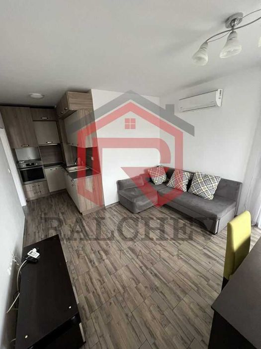 Дава се под наем Двустаен апартамент в Варна, Кайсиева градина - 50 кв.м за 382.5 € - Снимка #2