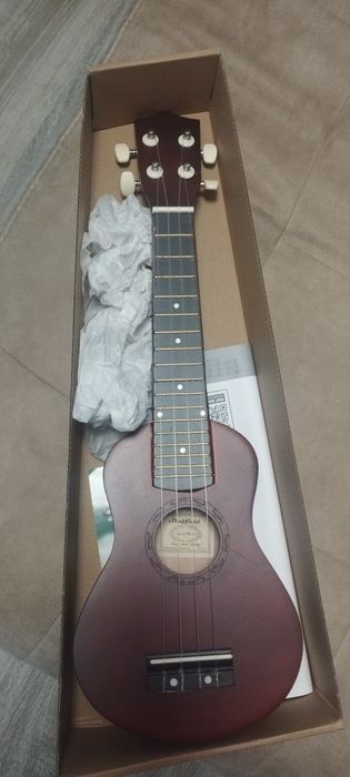Китара ukulele set