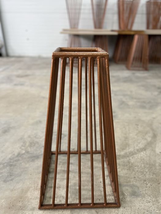 Mese lemn masiv și picioare fier forjat pentru mese