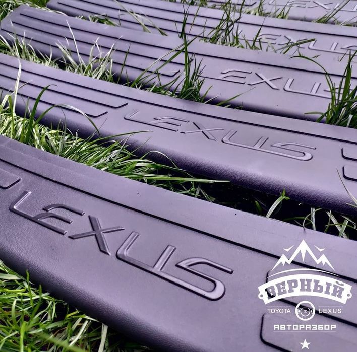 Накладка на задний бампер Lexus Rx300,Rx330,Rx350!