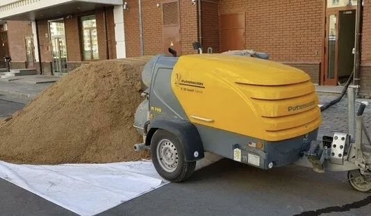 Стяжка полусухая