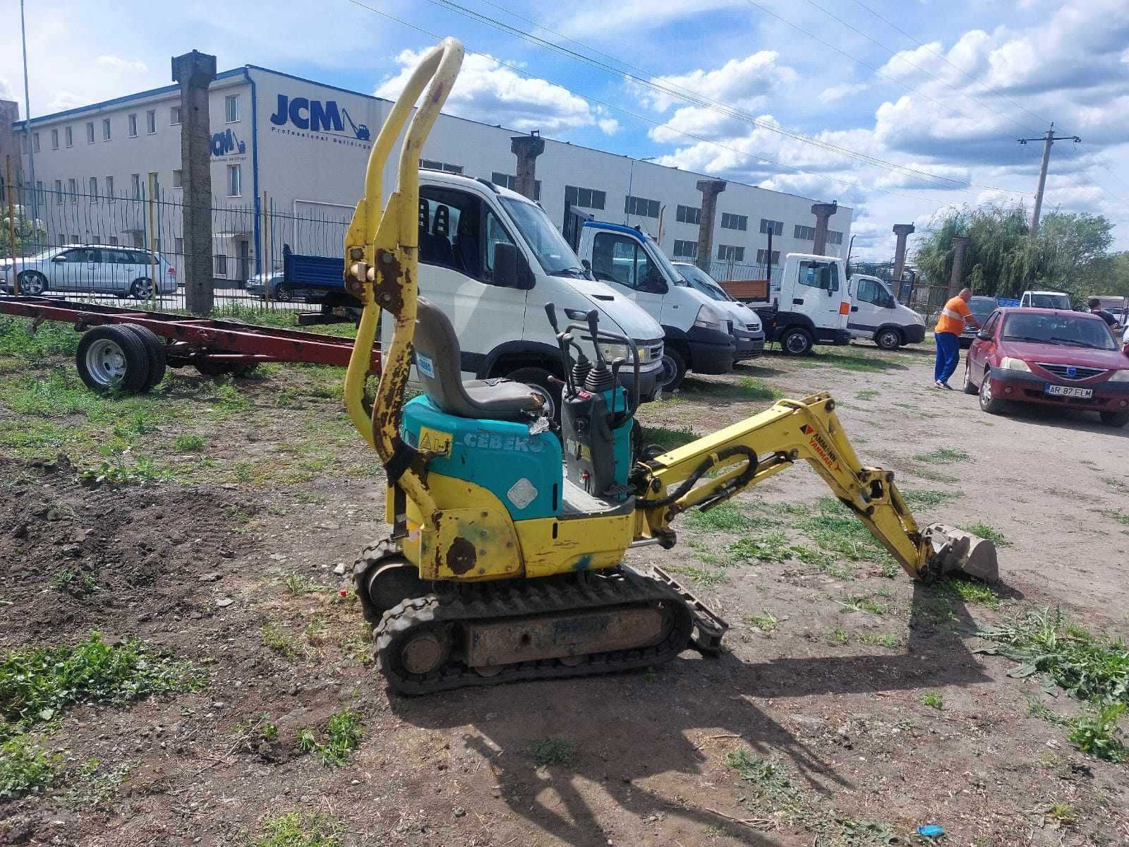 Miniexcavator Yannmar de 1T