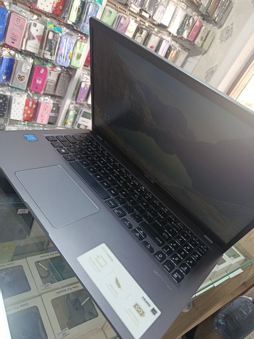 Asus kampyter sotladi