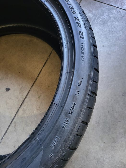 315/30/21//275/35/21 Pirelli Pzero Corsa
