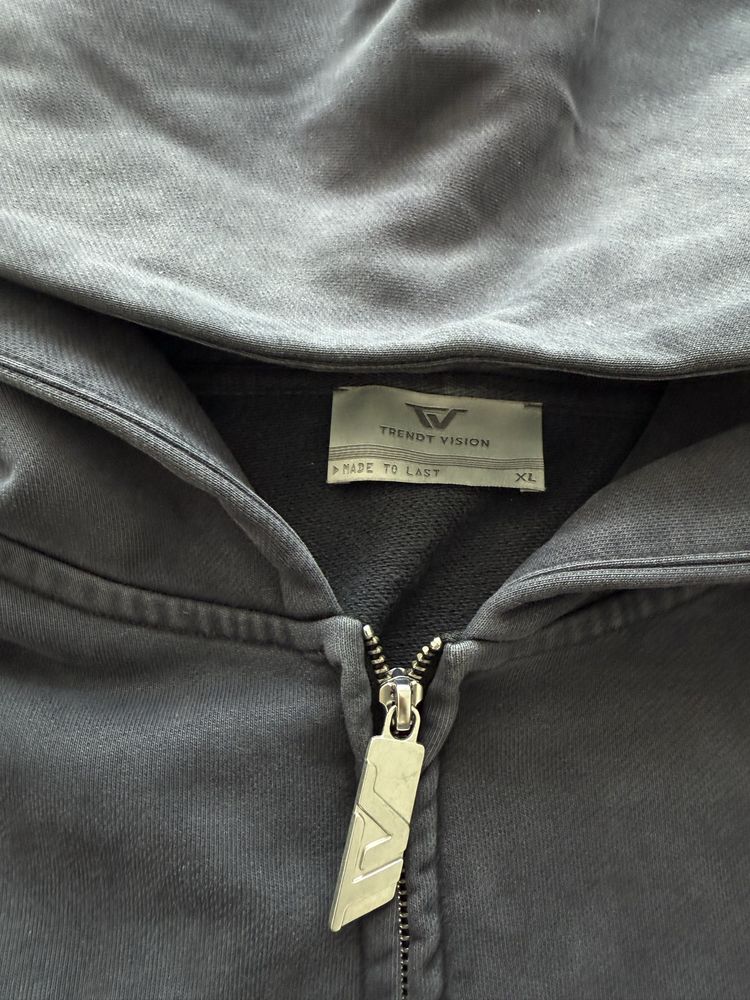 Trendt vision zip up