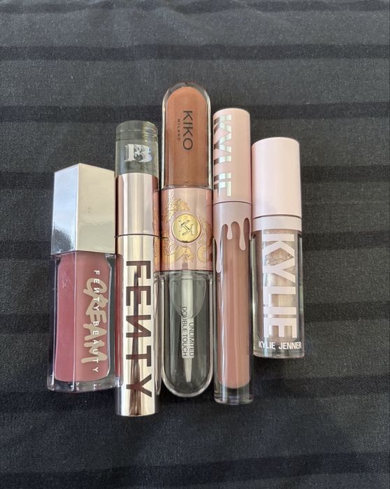Gloss/ruj Fenty Beauty, Kiko, Kylie Jenner