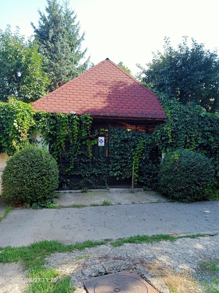 Vând casă Tg Mureș urgent particulară  180 mp =160.000E plus spatiu c