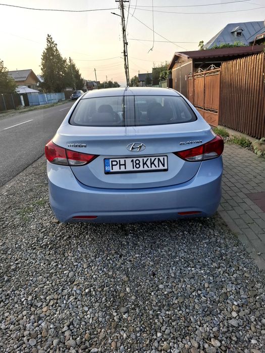 Hyundai Elantra 2012 1.6 benzina
