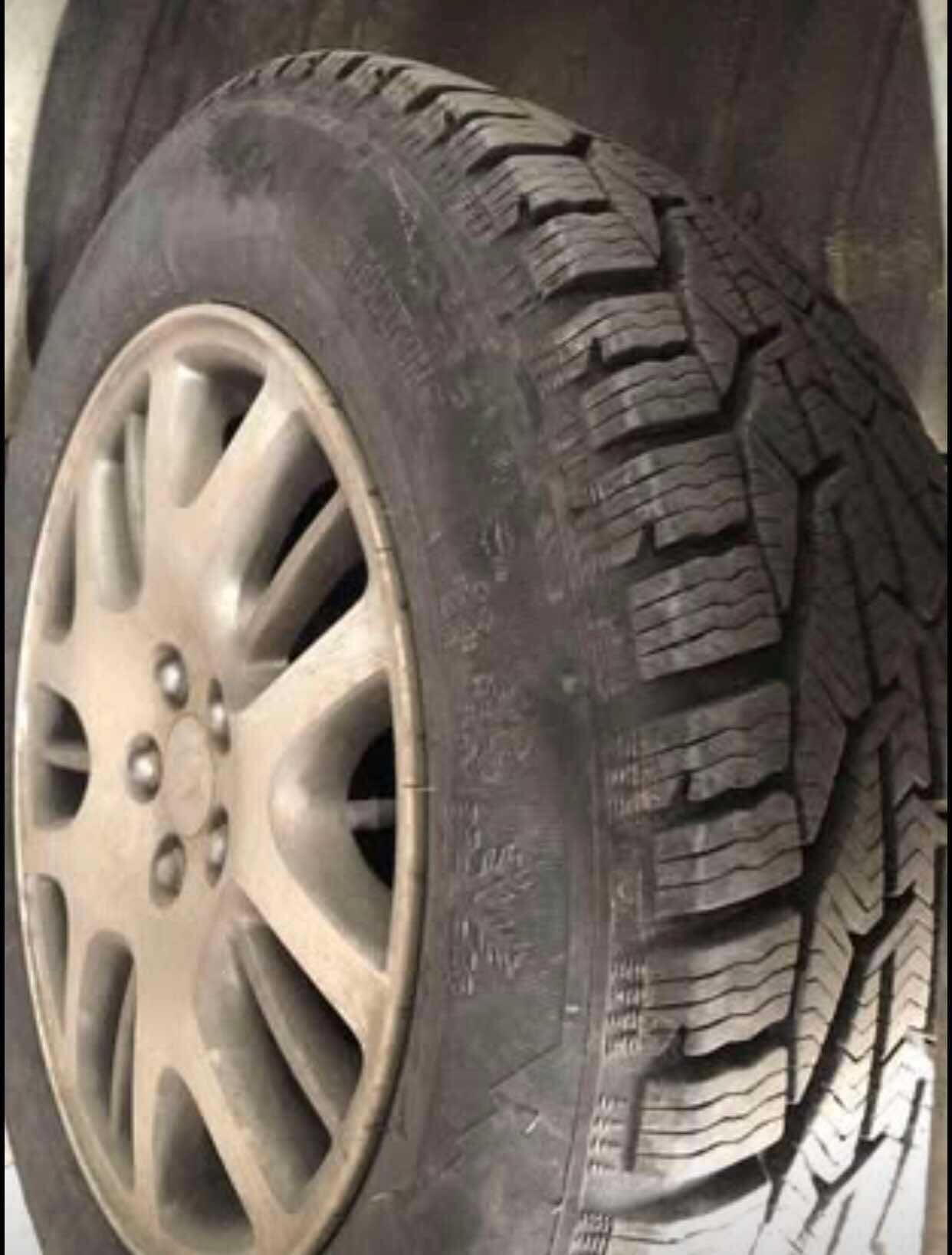 Продавам СУБАРУ outback 2.5