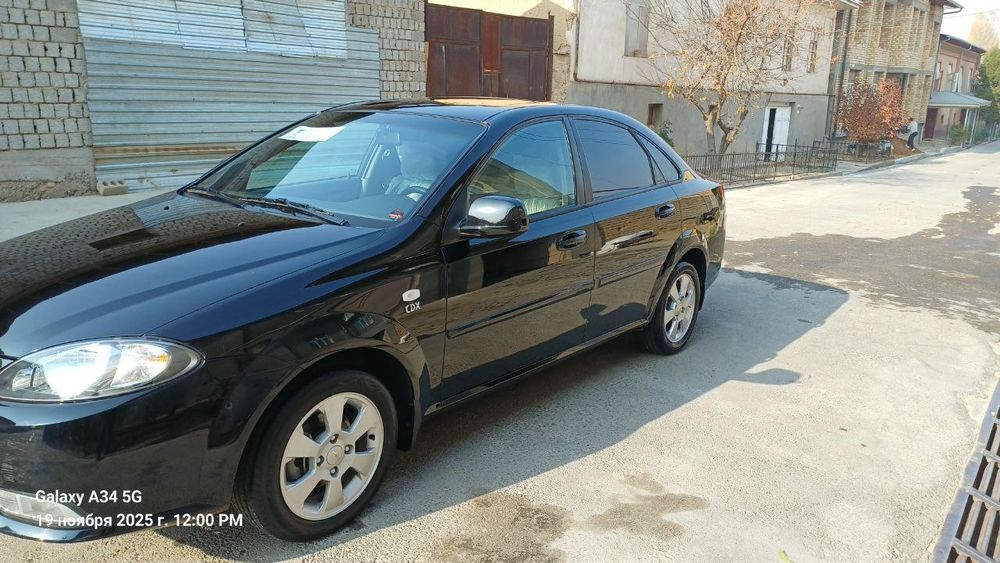 Lasetti avtomat 2022 yil toza