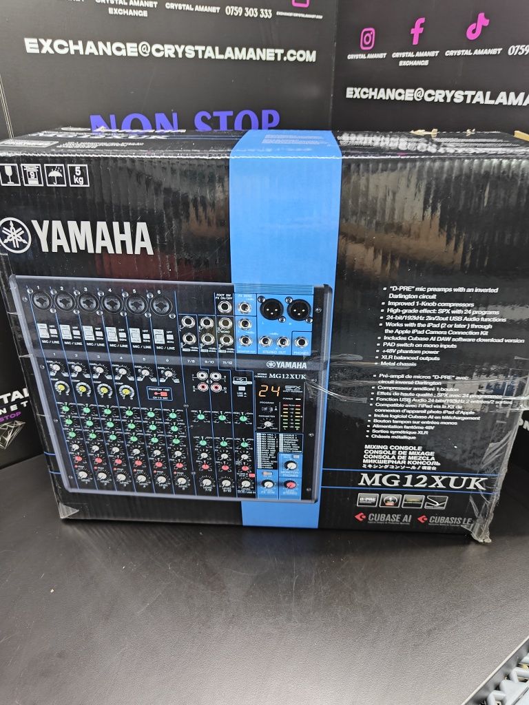 Yamaha MG12XUK – Mixer 12 canale cu USB şi efecte digitale