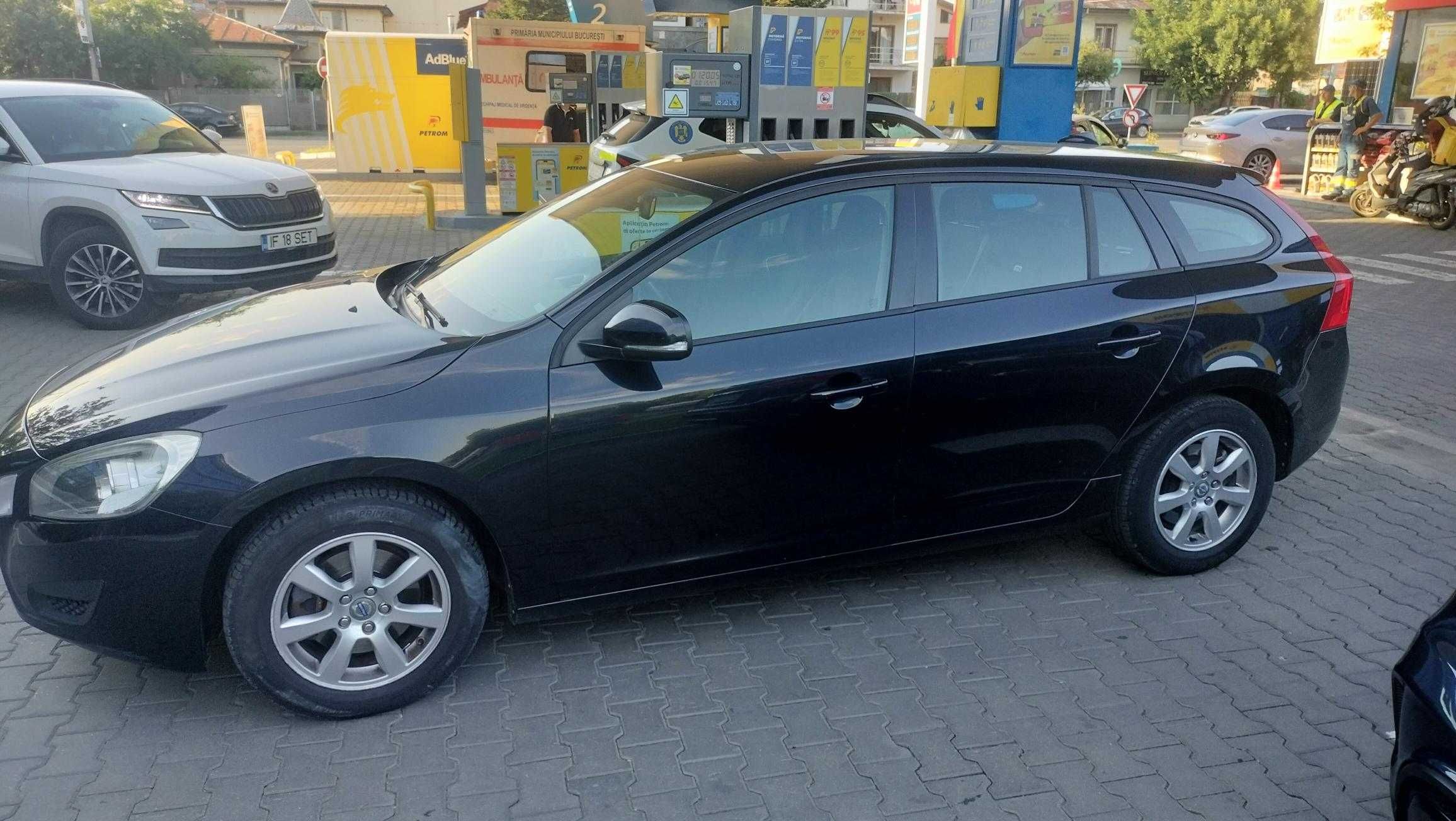 De vânzare: Volvo V60 1.6 Diesel D2 - Manuală - An 2012