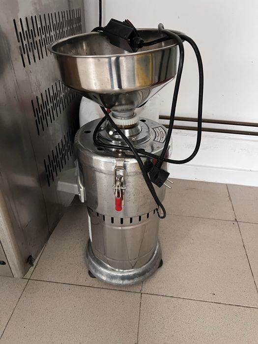 Echipamente profesionale | Masa de lucru frigorifica | 2 frigidere