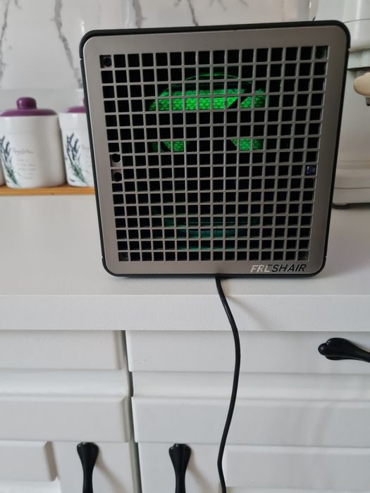 Umidificator și purificator  de aer