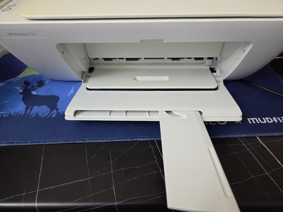 Продам принтер МФУ Hp 2710