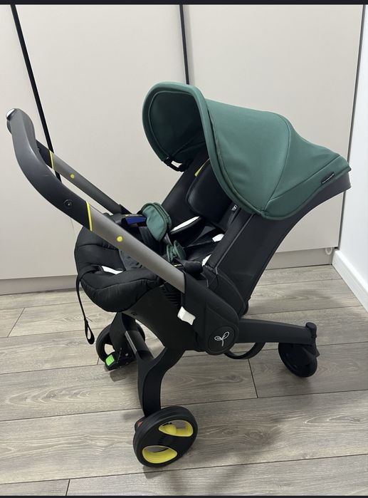 Продам коляску-автокресло