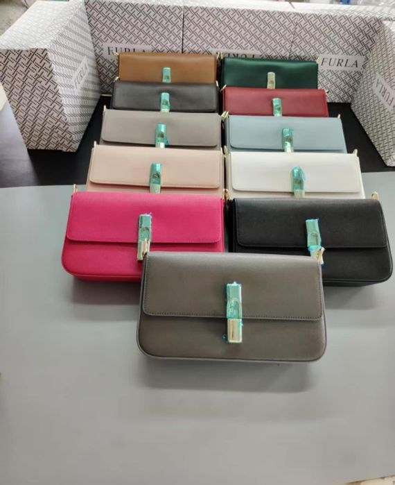 Чанта furla iride естествена кожа-налична