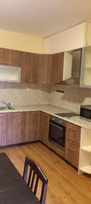 Апартамент+ парково място