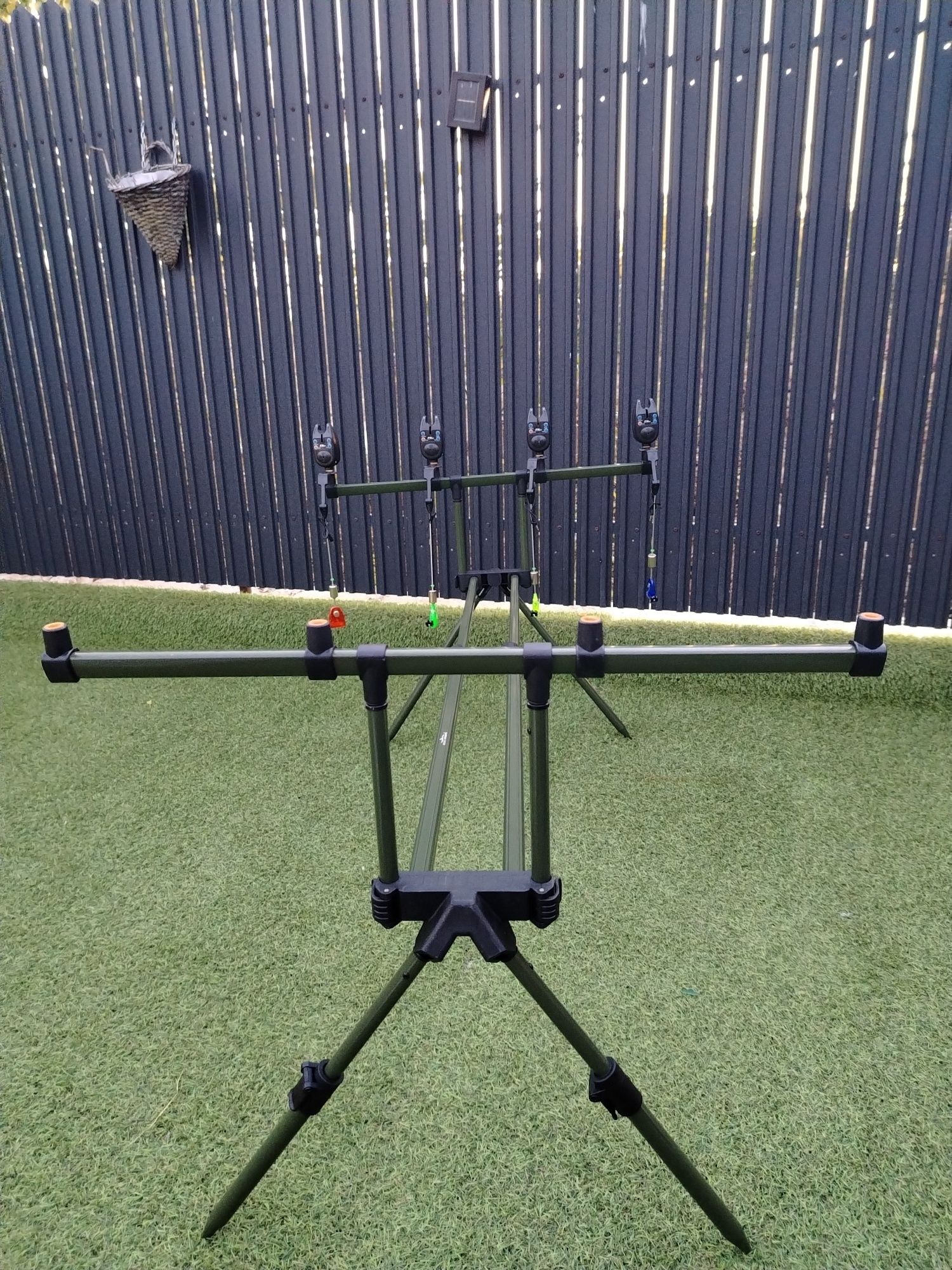 Rod pod DUO POD full echipat cu 4 avertizori TLI10 si 4 swingere lumin