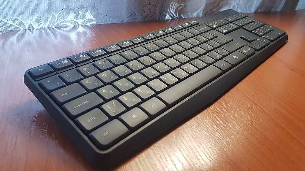 Фирменный водостойкий беспроводной комплект Logitech MK235 COMBO