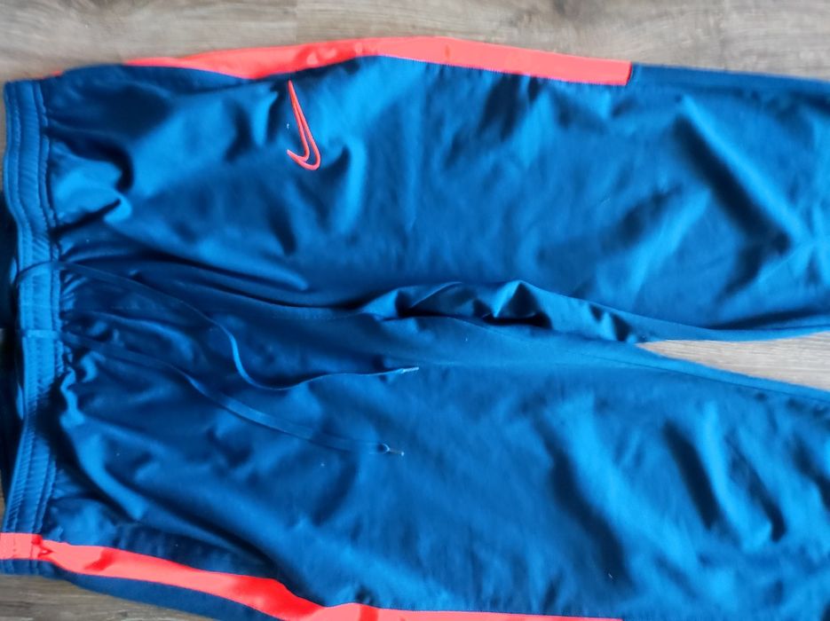 Trening Nike,XL,stare foarte buna