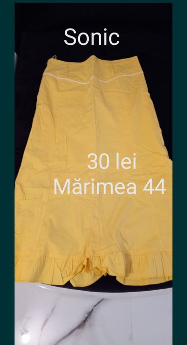 Fusta Sonic galbenă