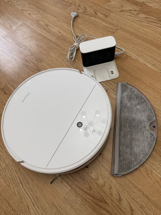 Робот-пылесос в отличном состоянии