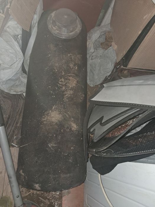 Газовый балон,  на авто в хорошем состоянии,  С приоры снято .