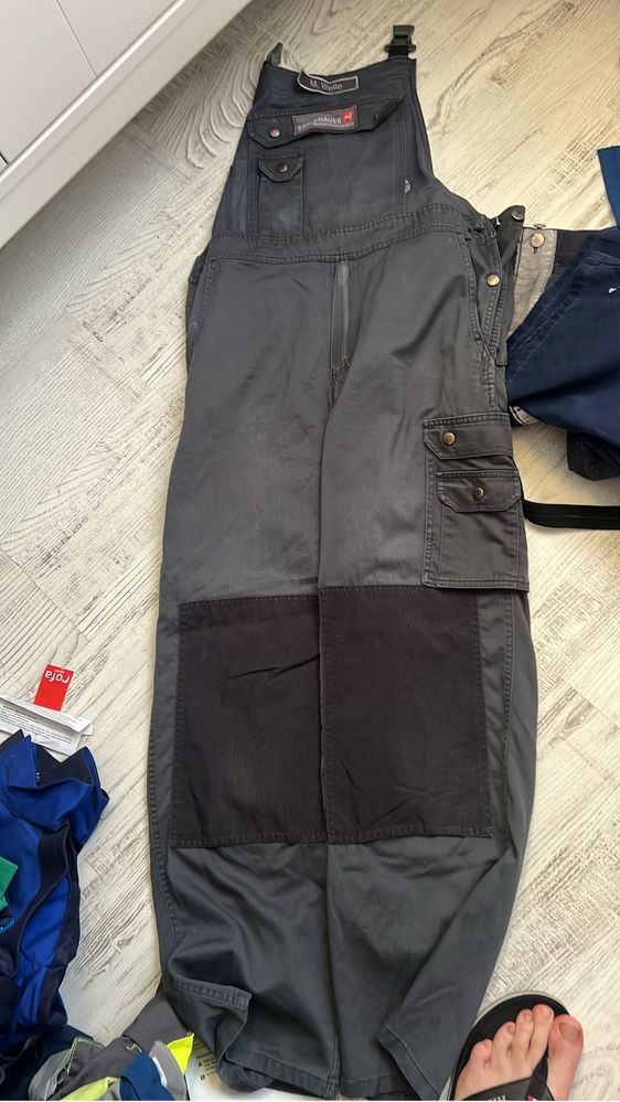 Salopete de munca second hand