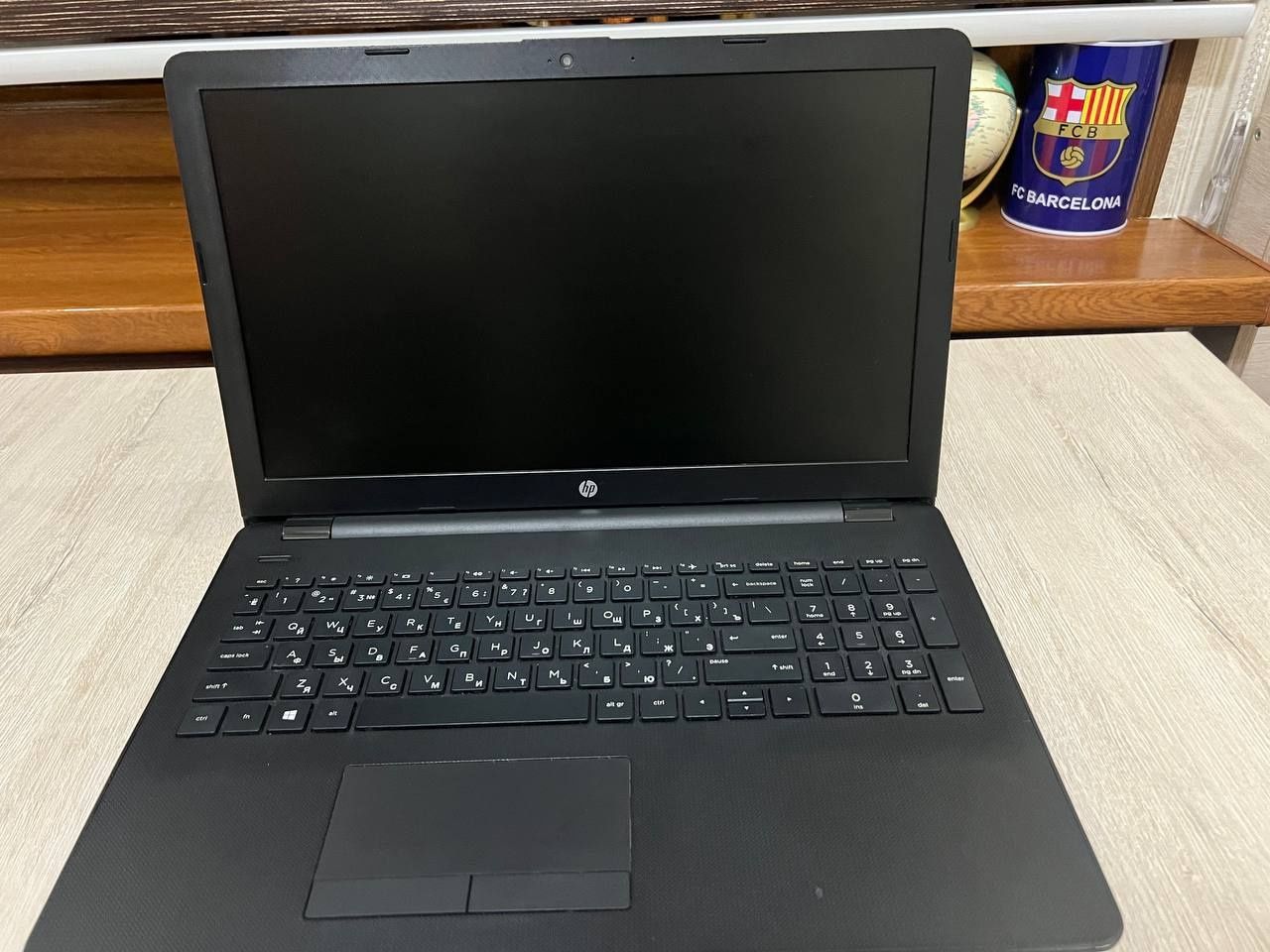 HP LAPTOP black.