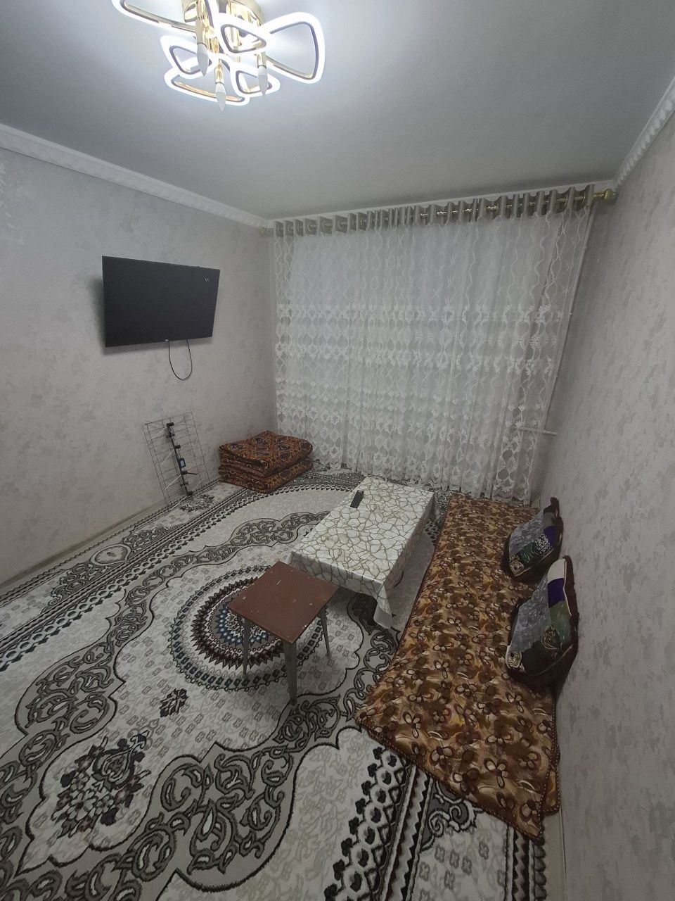 АРЕНДА квартира  ЧИРЧИК шахрида 1 хонали 220$
