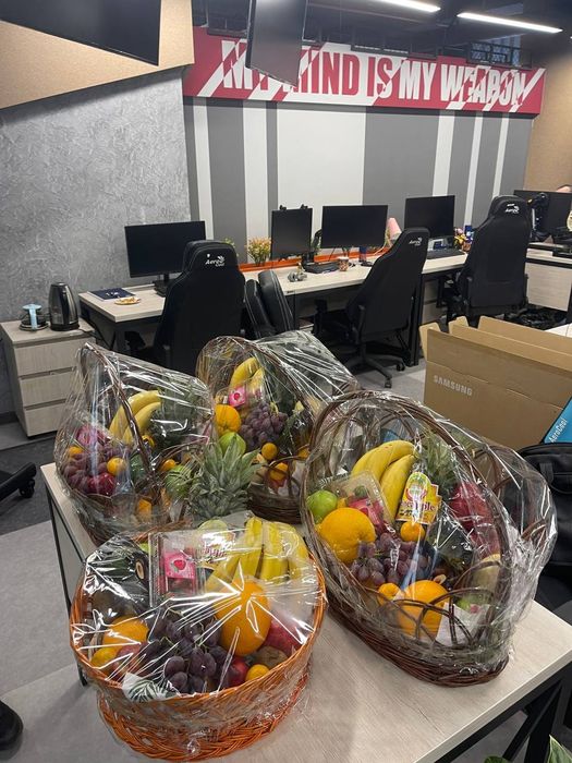 Buket savatdan padarkaga. To'lov istalgan