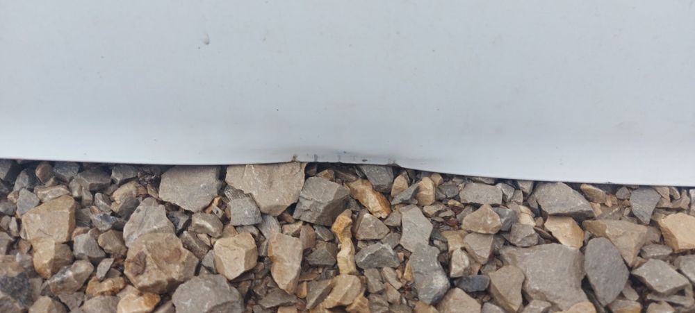 Продавам задни врати за Мерцедес вито 2007 година