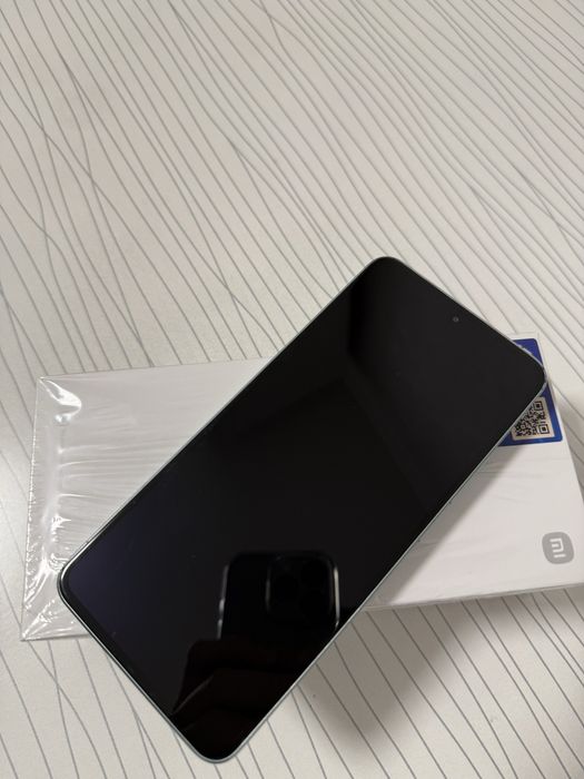 Xiaomi 13t 256gb в хорошем состоянии