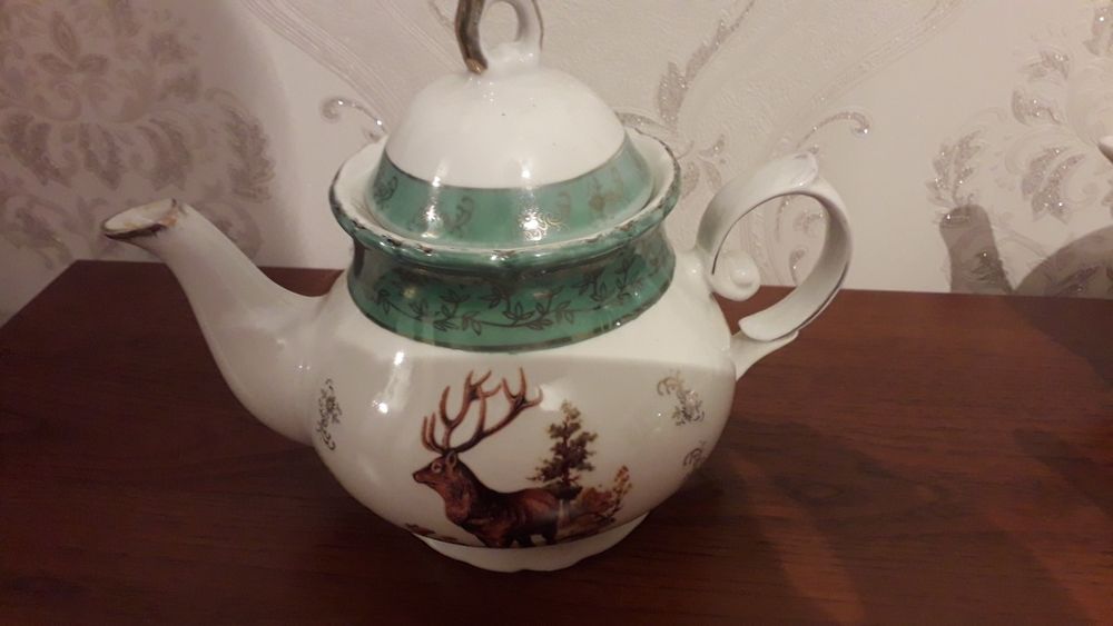 Продам чайники керамические  хорошего качества