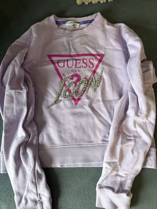Дамски суичъри на Guess