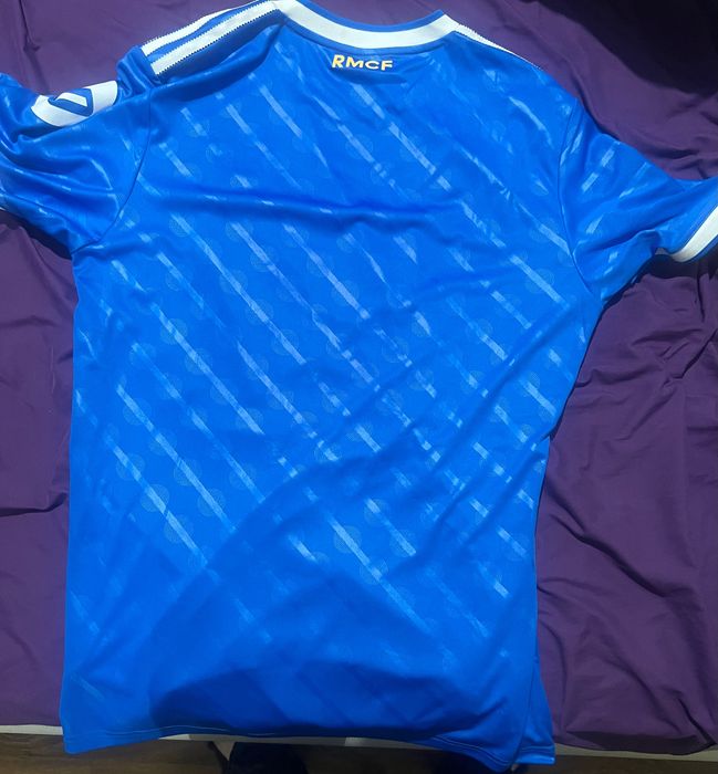 Оригинальная форма Реал мадрида